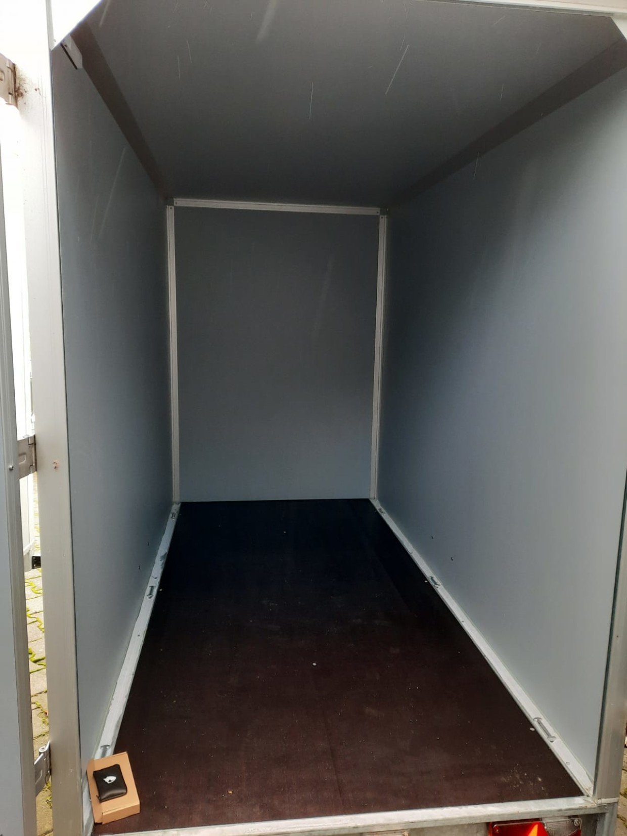 HAPERT SAPPHIRE GESLOTEN