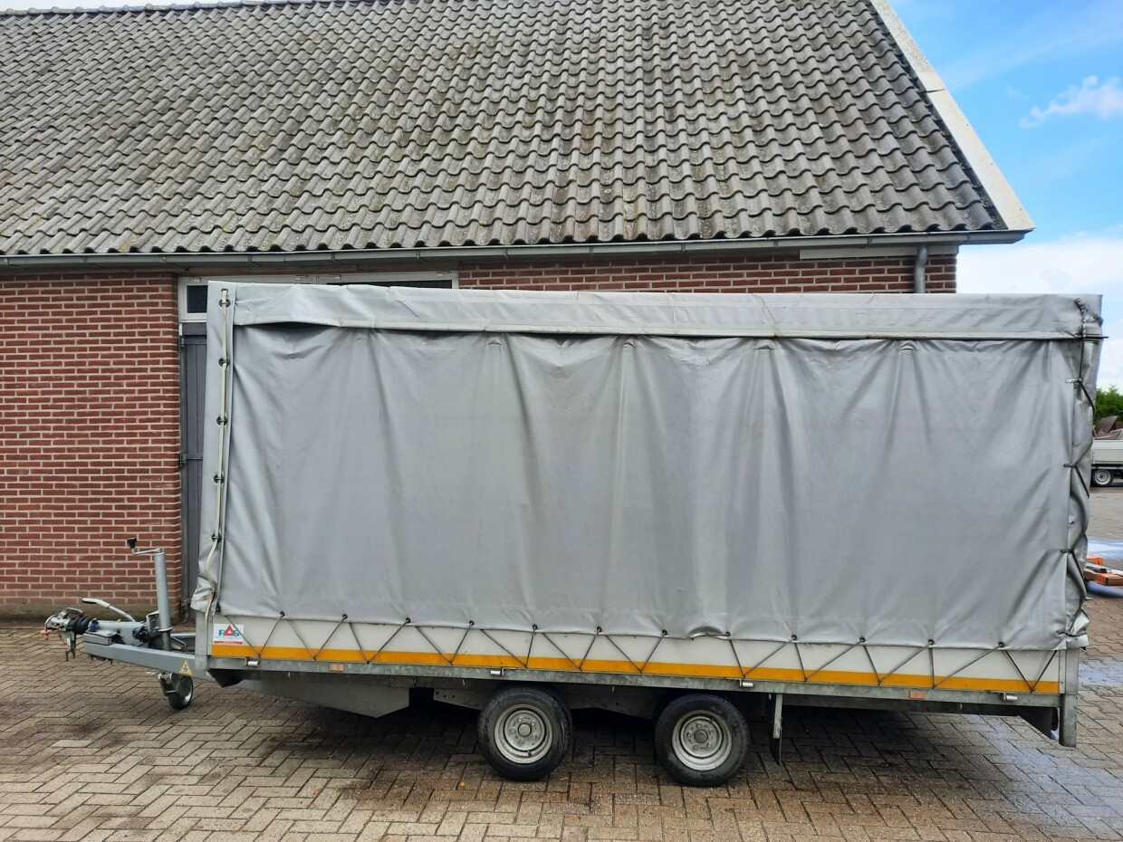 EDUARD HUIF AANHANGER 2700KG