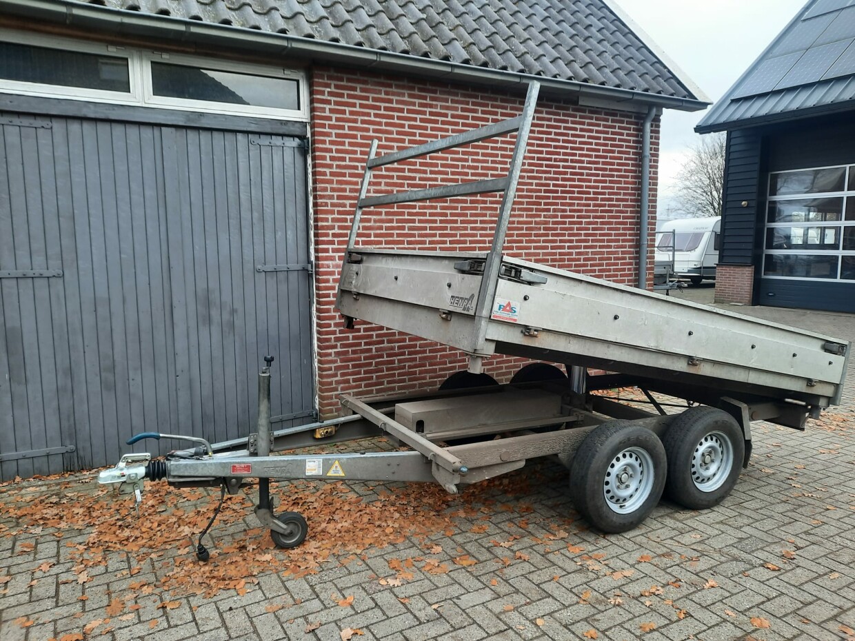 HENRA ELEKTRISCHE KIPPER 2700KG