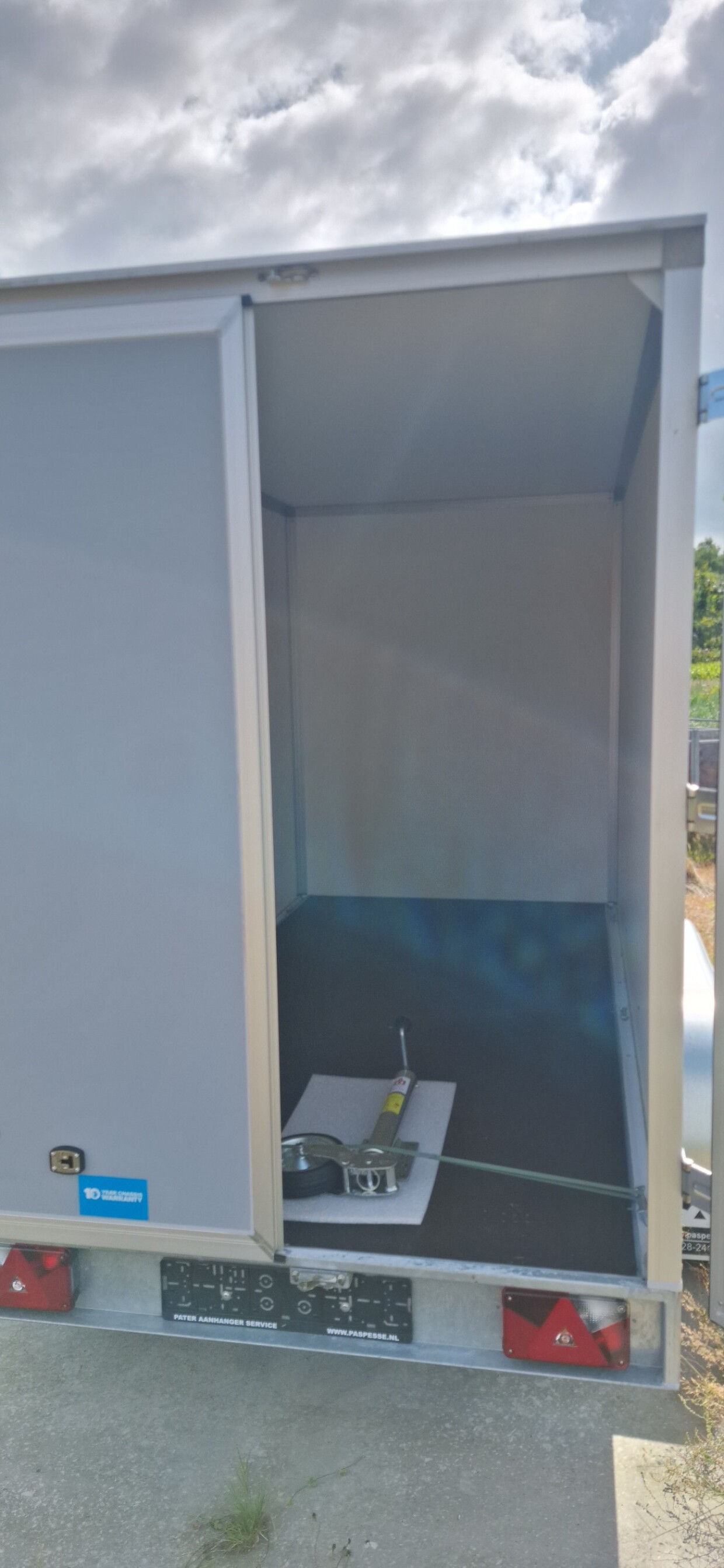 Hapert Sapphire 305 × 150 × 180 cm – 2.000 kg grijs