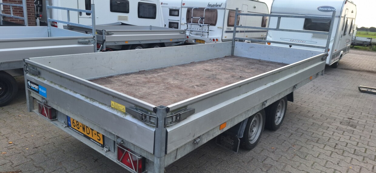 Hapert Azure 405 × 180 cm – 2.700 kg