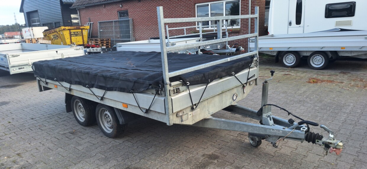 Hapert Azure 335 × 180 cm – 2.700 kg