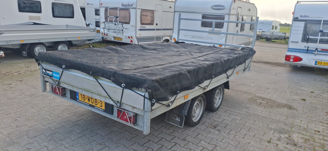Hapert Azure 335 × 180 cm – 2.700 kg